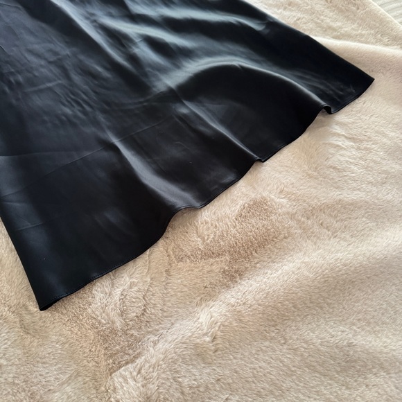 Balenciaga Paris Flutter Hem Midi skirt. Sz 38 - Picture 2 of 9